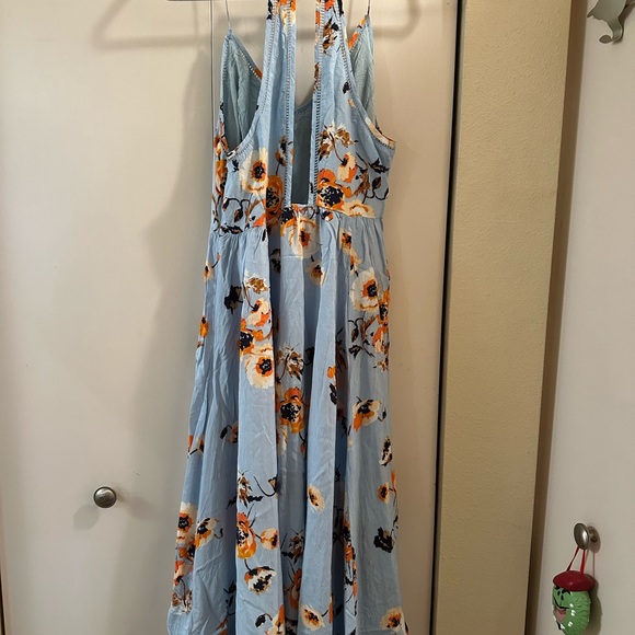 Urban Outfitters Cooperative Light Blue Floral Midi Dress Sundress Size 10 - Picture 8 of 9